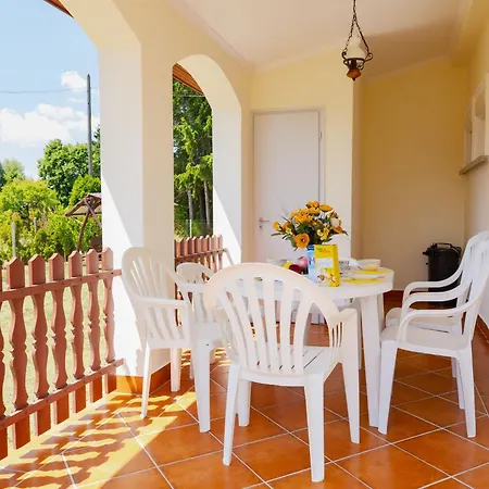 Daisy 1 By Interhome Apartmán