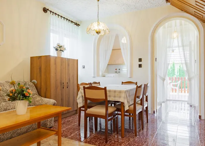 Daisy 1 By Interhome Appartement *